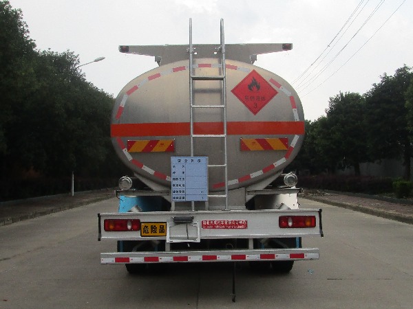 天威緣牌TWY5181GYYD6L型鋁合金運油車